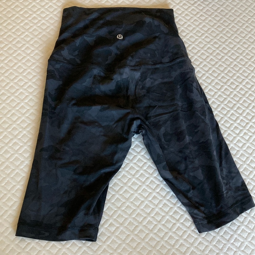 Lululemon Align bike shorts
